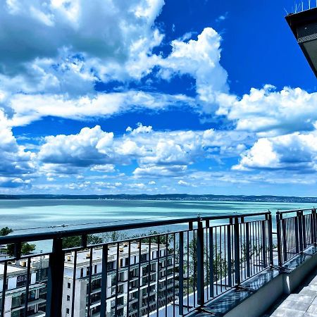 Ellby Apartman - Penthouse - Hostaid Шиофок Экстерьер фото